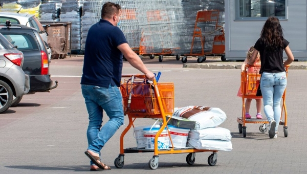 Inflacja wymusiła na Polakach zachowania ekologiczne. W sklepach budowlanych rośnie nowy trend