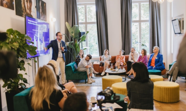 Otodomoacutewka Trzy Pokolenia W Dyskusji O Domowym Szczęściu 7737964, NEWSFIN