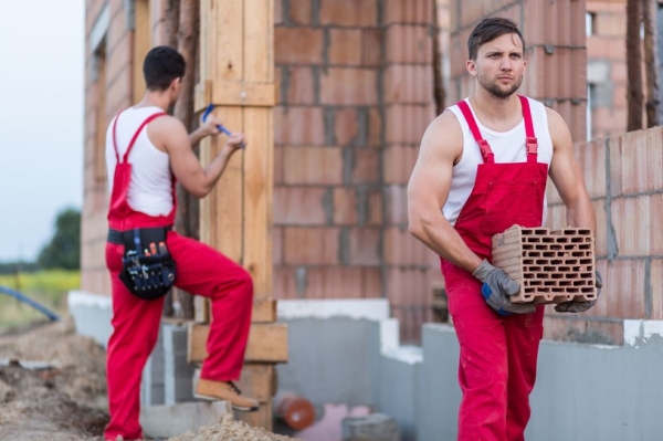 Produkcja budowlana nieco przyspieszyła. Ale budynków wznosi się mniej niż przed rokiem Produkcja budowlana nieco przyspieszyła. Ale budynków wznosi się mniej niż przed rokiem