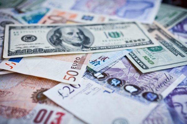 Kursy Walut Ile Kosztują Euro Dolar I Frank W Piątek 15 Września F96cda0, NEWSFIN