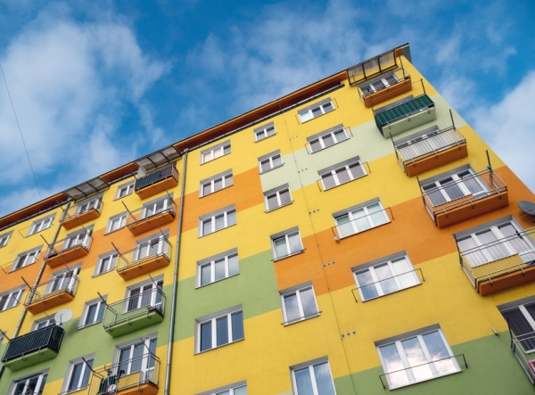 Podwyżka czynszu za kawalerkę ścięła go z nóg. Ma płacić ponad 700 zł Podwyżka czynszu za kawalerkę ścięła go z nóg. Ma płacić ponad 700 zł