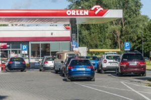 Polska zielona wyspa na rynku paliw ekspertka moacutewi ile powinna kosztowac benzyna a4be486.jpg
