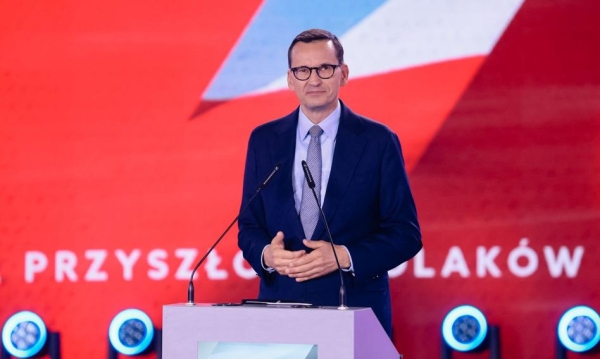 „10 tys. złotych miesięcznie”. Morawiecki składa obietnicę ws. zarobków