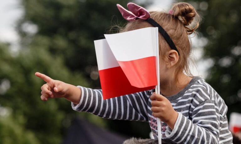 Liczba ludności Polski znowu spadła. GUS pokazał nowe dane