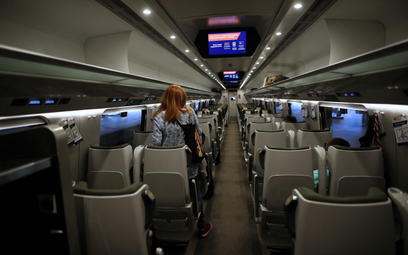 Pkp Ic Wymienia Wykladziny W Pendolino Cena Za Metr Szokujaca Bd8a8b5, NEWSFIN