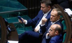 Tusk zapowiada uniewaznienie decyzji pis szczegoacutelnie tych z ostatnich dni 8d193ec.jpg