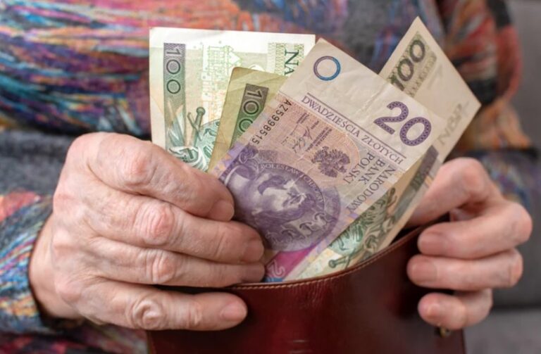 Zasiłek socjalny czeka podwyżka. Świadczenie wzrośnie od Nowego Roku