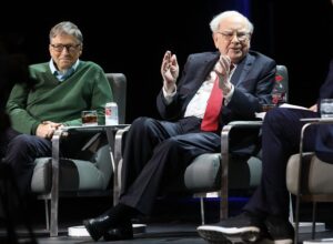 Jak inwestuja bill gates i warren buffett maja ulubiony typ spoacutelek c1b66d5.jpg