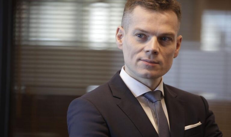 KNF przygotowała projekt ustawy frankowej. Jastrzębski: Będzie jednym z głównym tematów rozmów z premierem KNF przygotowała projekt ustawy frankowej. Jastrzębski: Będzie jednym z głównym tematów rozmów z premierem