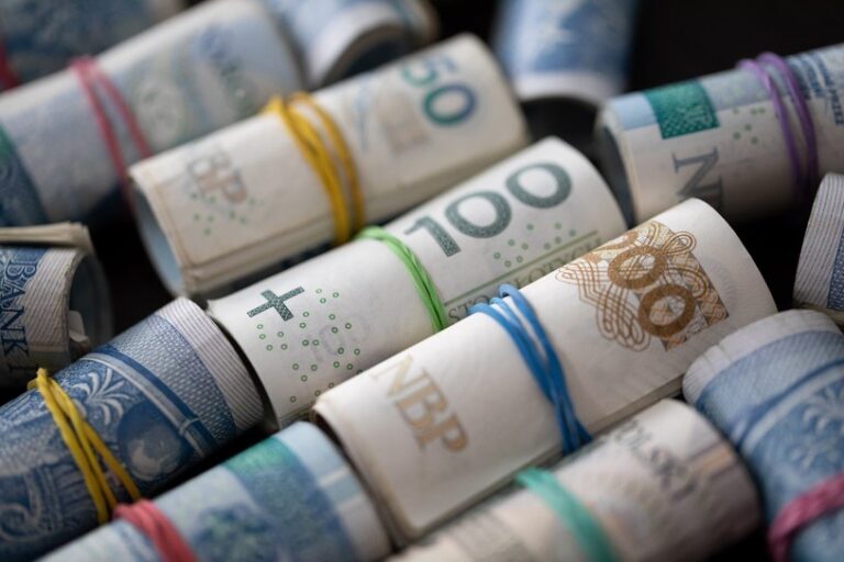 Kursy walut. Ile kosztują euro, dolar i frank w czwartek, 14 grudnia?