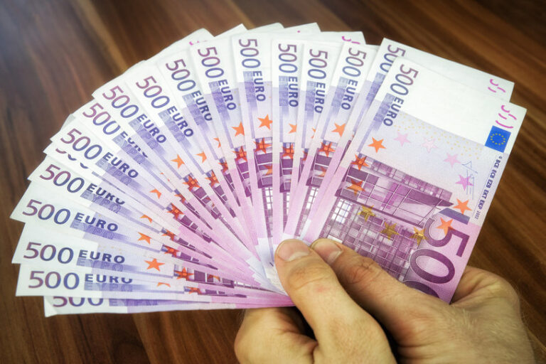 Fałszywe banknoty euro w Niemczech. Trzeba uważać na dwa nominały