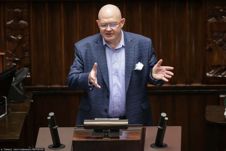 Minister Tuska chwali PiS. „Jedna z najlepszych aplikacji w Europie”