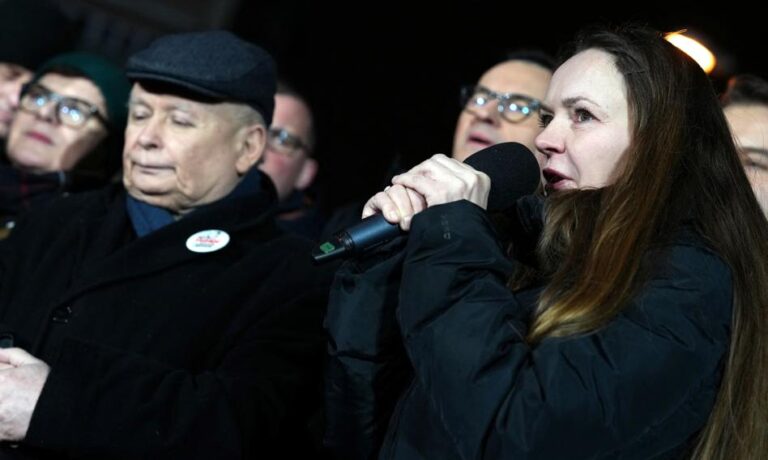 Zamiast do pracy poszła na protest. „Nietypowe” L4 Barbary Kamińskiej