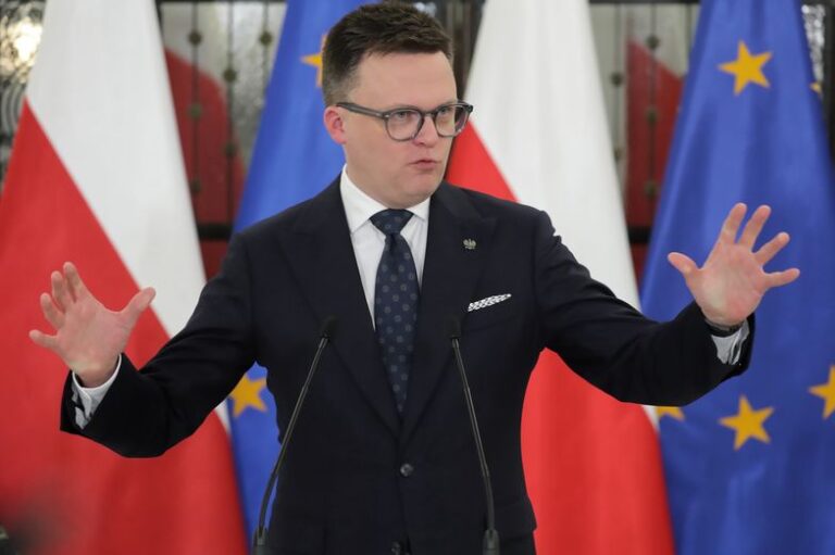 Hołownia zapowiada zerwanie ze „standardami PiS”. Chodzi o miotłę kadrową w spółkach