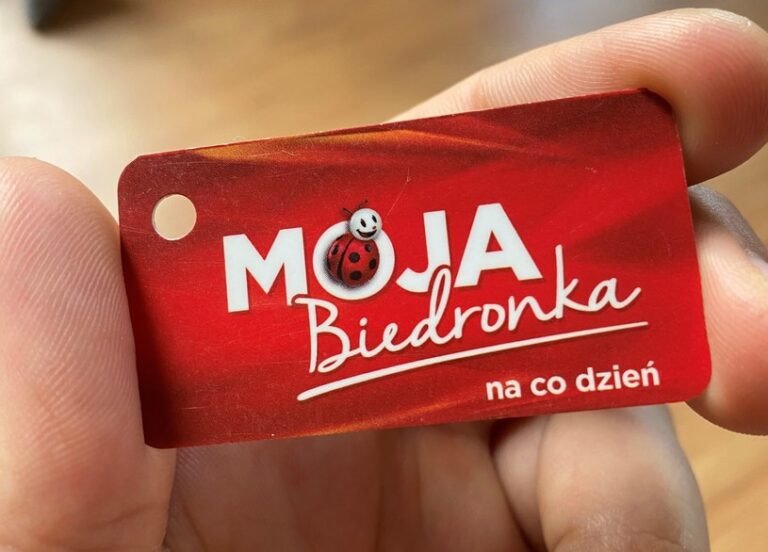 Karta Moja Biedronka – rejestracja, logowanie na telefonie