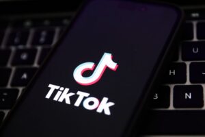 Tiktok w opalach popularnej platformie grozi ogromna kara 4044849.jpg