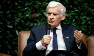 Buzek zaproszenie prezydenta i premiera na spotkanie z prezydentem usa oznacza ze jest spore zagrozenie 05158d0.jpg