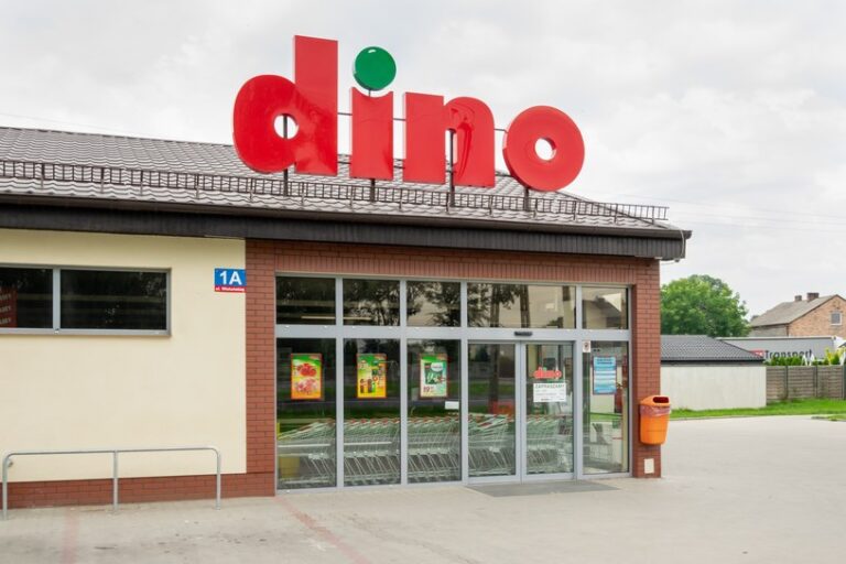 Dino pochwaliło się wynikami. Kurs zanurkował Dino pochwaliło się wynikami. Kurs zanurkował