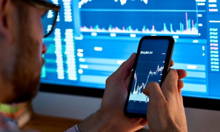 KNF nakazał przeniesienie instrumentów finansowych z DM BPS do DM BOŚ