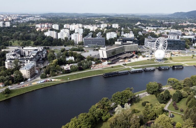 Kraków. Na dach Hotelu Forum po 22 latach wraca restauracja