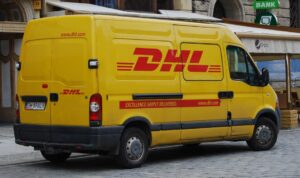 Kurs polskiej spoacutelki zalamal sie przez dhl sprawa dotyczy paczek w zabce afd4147.jpg