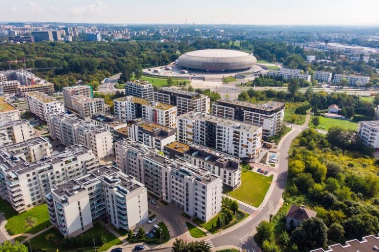 „Mało kto się spodziewał”. Zwrot na rynku mieszkań