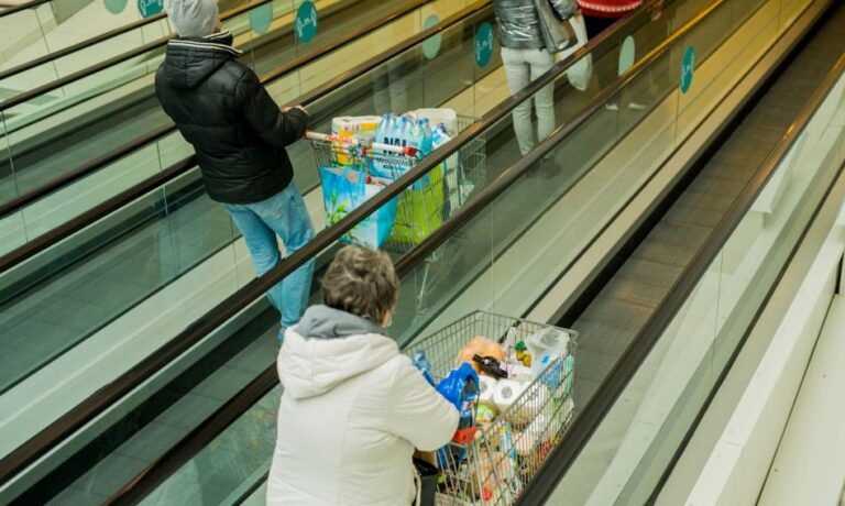 MF: zerowy VAT na żywność nie będzie przedłużony po 31 marca