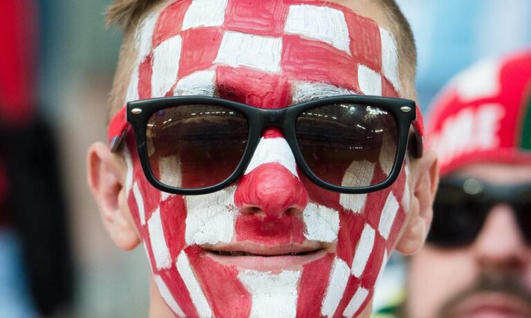 Oto najszczęśliwsze państwa na świecie – Polska pnie się w górę. „Dane wskazują na niepokojącą tendencję”