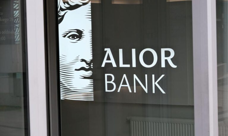 Alior Bank sprzedał portfel wierzytelności, co wpłynie na obniżenie NPL grupy o ok. 52 pb