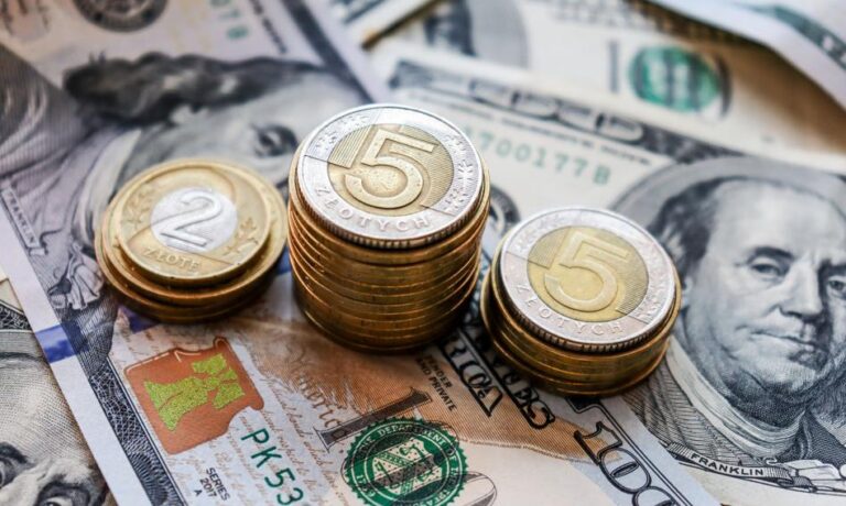 Kurs euro blisko postcovidowego minimum