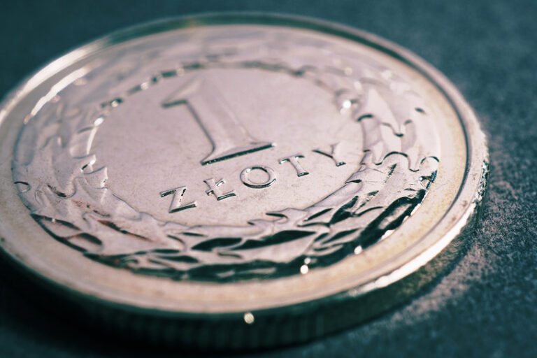 Wyjatkowo mocny zloty euro i frank najtansze od ponad 4 lat 4f11cb5.jpg