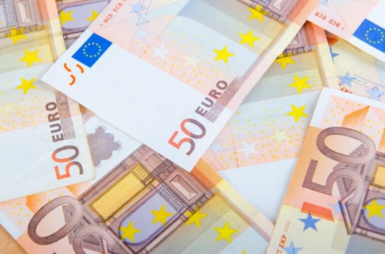Czy polska musi przyjac euro warunki przyjecia waluty ue ec93655.jpg