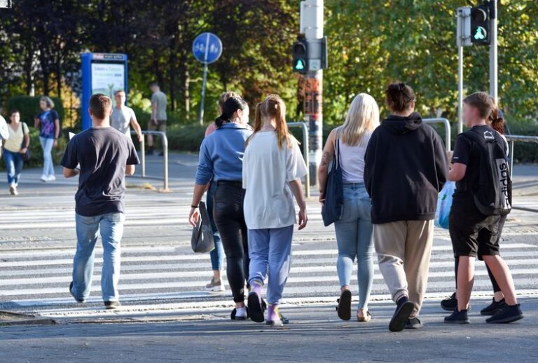 Młodzi chcą zarabiać ponad 7 tys. zł na rękę. Roszczeniowi? „To jest oznaka postępu”