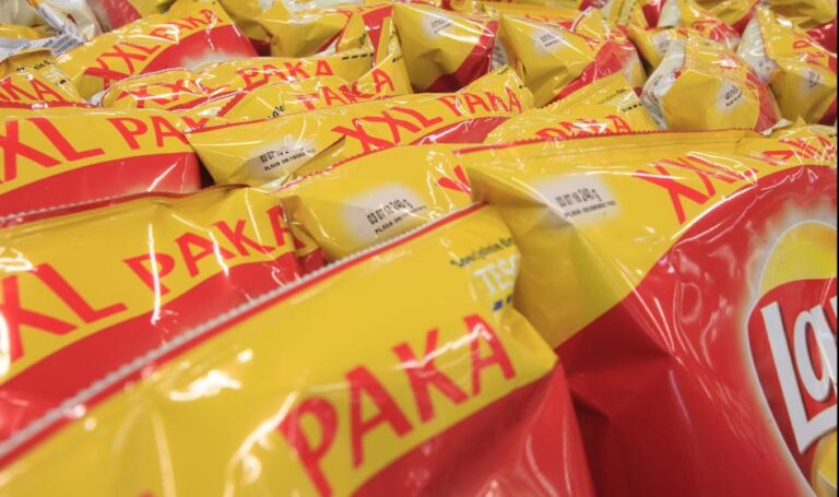 Powietrze „zniknie” z chipsów przez decyzję UE? Internet zapłonął Powietrze „zniknie” z chipsów przez decyzję UE? Internet zapłonął