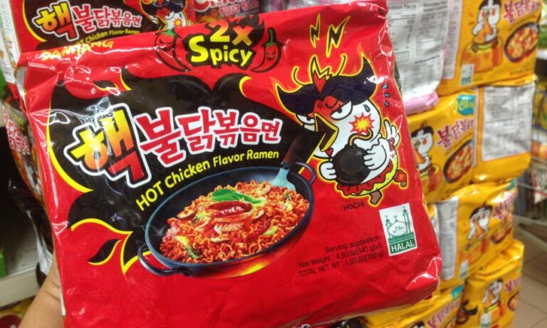 Dania wycofuje część popularnych zupek Samyang Buldak