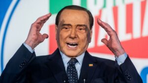 Slynna wiila berlusconiego na sprzedaz sztuczny wulkan skusil sultana fdf89b9.jpg