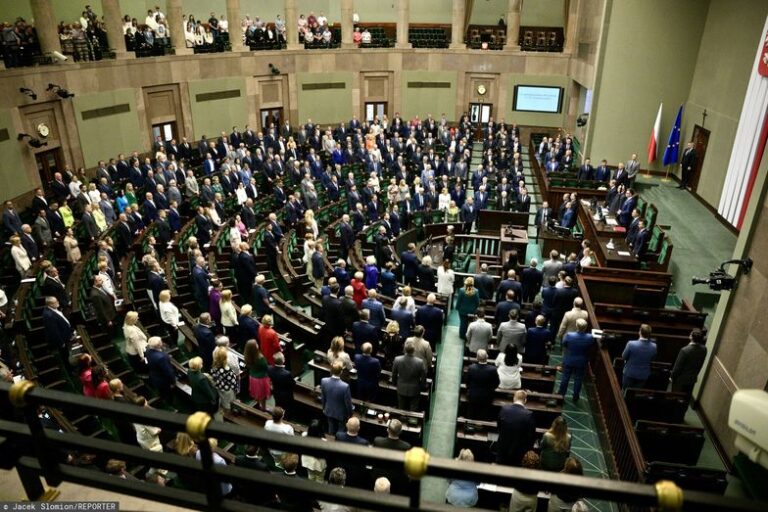 „Zagrożenie dla wartości demokratycznych”. Wydawcy mediów apelują do polityków