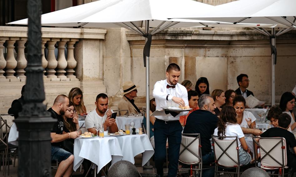 Tak Sie Robi Walki W Restauracjach Dziennie Dorabiaja Nawet 300 Zl 7c3f499, NEWSFIN