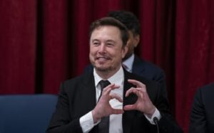 Elon musk rozpedza sie z chipami moacutezgowymi moacutewi o kolejnym sukcesie neuralinka ba60ee5.jpg