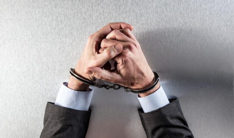 Twórca piramidy finansowej, były kierowca wyścigowy, wpadł na Bałkanach. Polaka chcą sądzić w Korei Twórca piramidy finansowej, były kierowca wyścigowy, wpadł na Bałkanach. Polaka chcą sądzić w Korei