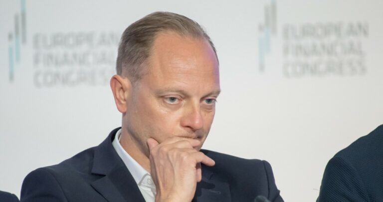 Audyt w PKO BP. Prezes o fikcyjnym zatrudnianiu w największym polskim banku
