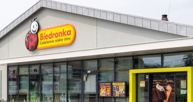 Klienci Biedronki „kradną” rabaty i omijają limity. Wraca temat z Interii
