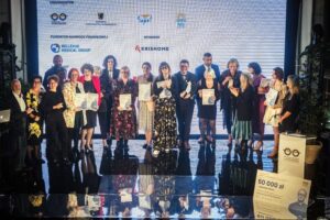 Krishome niezwykli laureaci nagrody okulary ks kaczkowskiego a094bb9.jpg