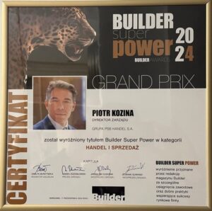 Piotr kozina dyrektor zarzadu grupy psb handel zostal wyroacutezniony tytulem builder super power c5018bb.jpg