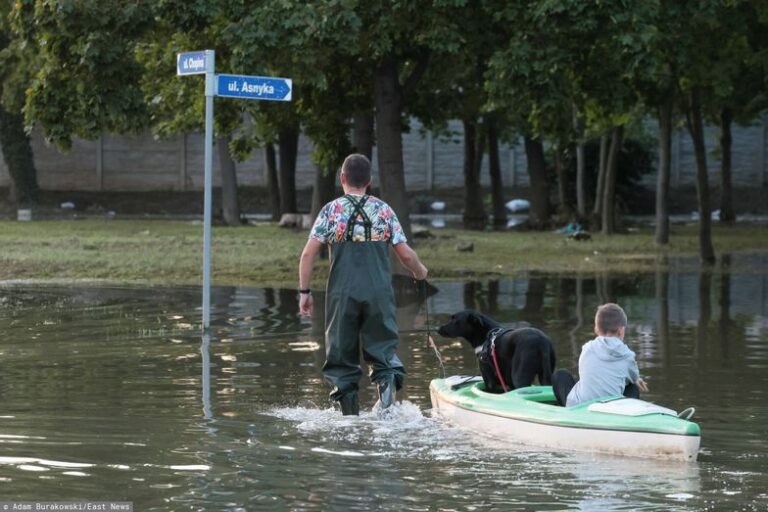 Powodzianie szykują pozew zbiorowy. „Ma udowodnić błędne decyzje”