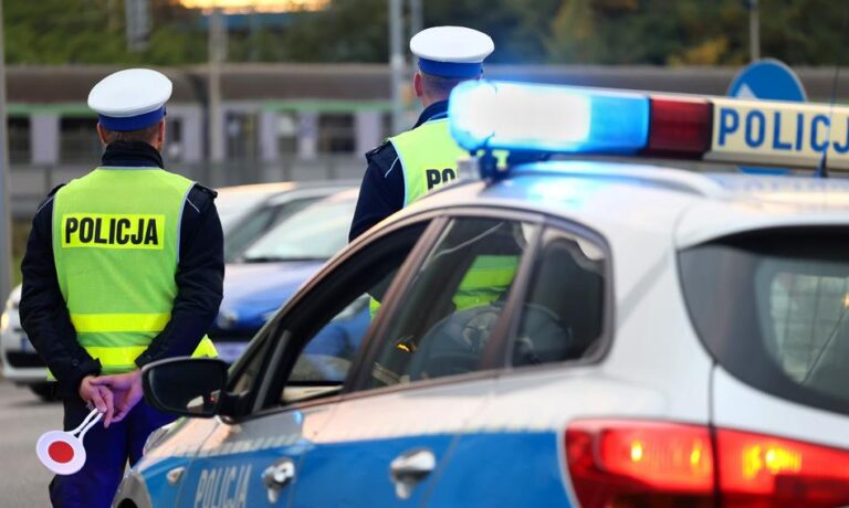 Protest policjantów nabiera tempa. „Skierujcie się na badania”