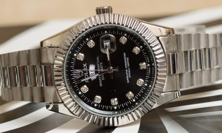 Zginęło ponad 600 zegarków marki Rolex. Wszystko przez „wypożyczalnię luksusu”