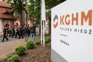 Kghm i 16 mln na kampanie pis prokuratura rozpoczela sledztwo 606d227.jpg