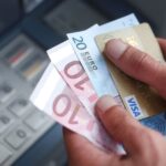 Kursy walut ile kosztuja dolar euro i frank w poniedzialek 25 listopada 460c140.jpg