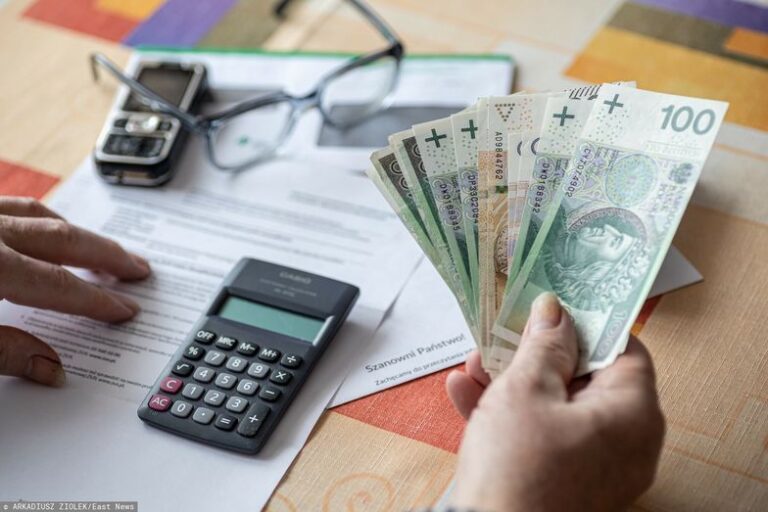 Minimalna emerytura 2025. Seniorzy wprost o tym, na ile wystarcza